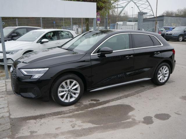 Audi A3 Sportback 30 TFSI INTENSE * NEUES MODELL BUSINESS-PAKET LED NAVI PARKTRONIC SHZG 