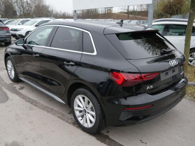 Audi A3 Sportback 30 TFSI INTENSE * NEUES MODELL BUSINESS-PAKET LED NAVI PARKTRONIC SHZG 