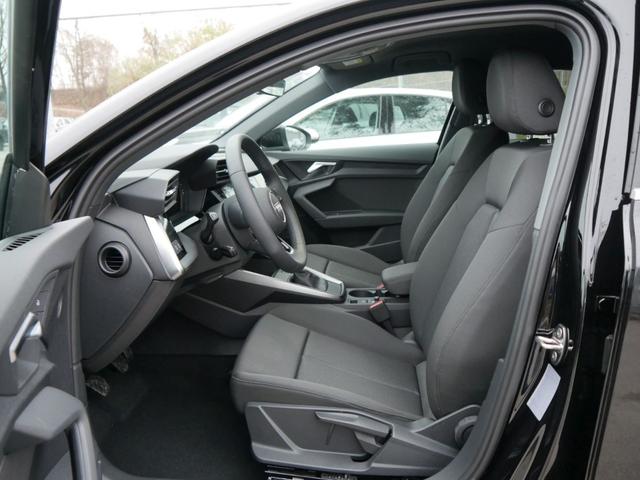 Audi A3 Sportback 30 TFSI INTENSE * NEUES MODELL BUSINESS-PAKET LED NAVI PARKTRONIC SHZG 