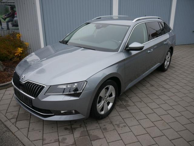 Skoda Superb Combi - 2.0 TDI DSG STYLE * BUSINESS AMUNDSEN NAVI XENON PDC R&Uuml;CKFAHRKAMERA