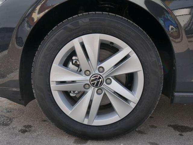Volkswagen Golf VIII 1.5 TSI ACT LIFE * ACC LED WINTERPAKET R&Uuml;CKFAHRKAMERA LENKRADHEIZUNG 