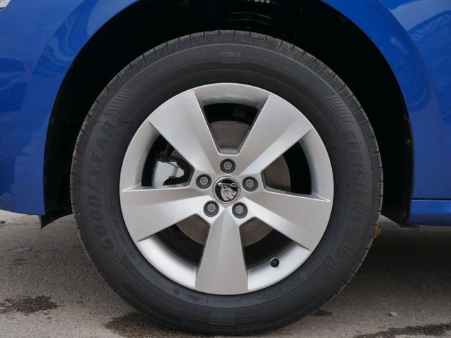 Skoda Kamiq 1.0 TSI AMBITION * AHK TEIL-LED R&Uuml;CKFAHRKAMERA PDC SITZHEIZUNG SMARTLINK 