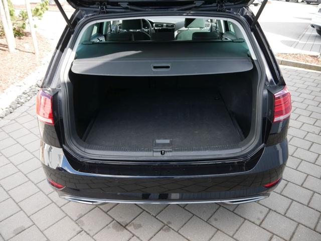 Volkswagen Golf Variant VII 1.5 TSI ACT DSG HIGHLINE * ACC BUSINESS-PREMIUM-PAKET LED NAVI PDC 