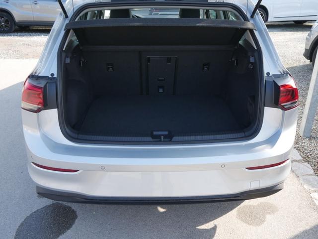 Volkswagen Golf VIII 1.5 TSI ACT LIFE * ACC WINTERPAKET LED NAVI PDC SITZ-& LENKRADHEIZUNG 