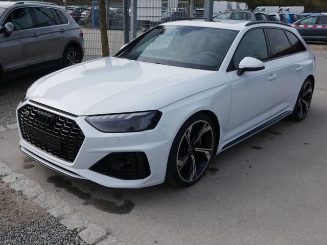 Audi RS4 Avant - 2.9 TFSI QUATTRO * TIPTRONIC RS-DYNAMIKPAKET ASSISTENZPAKET TOUR-& STADT 20 ZOLL LEDER 450PS PANORAMA HEAD-UP-DISPLAY