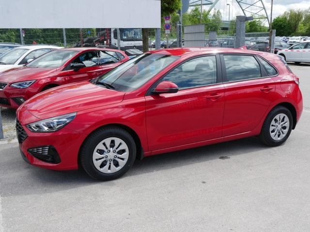 Hyundai i30 - 1.0 T-GDi DCT PURE * FRESH PLUS PACK PARKTRONIC SITZ-& LENKRADHEIZUNG TEMPOMAT