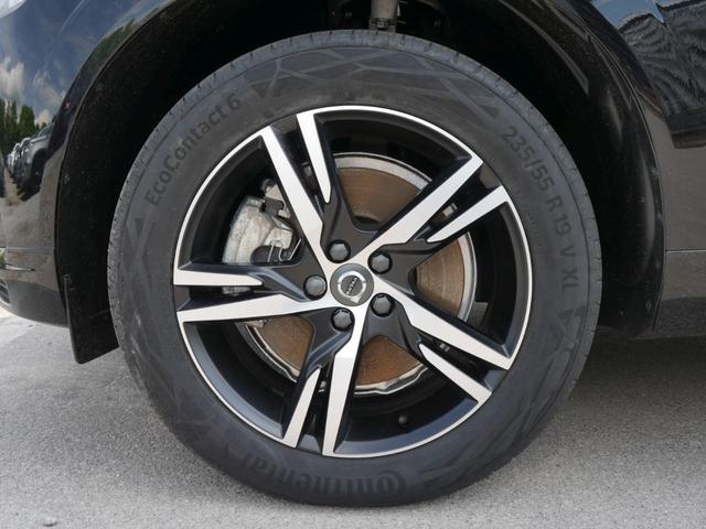 Volvo XC60 Recharge Plug-in Hybrid T6 AWD GEARTRONIC R DESIGN * STANDHEIZUNG PANORAMA LED NAVI 19 ZOLL 