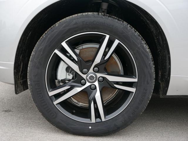 Volvo XC60 Recharge Plug-in Hybrid T6 AWD GEARTRONIC R DESIGN * STANDHEIZUNG PANORAMA LED NAVI 19 ZOLL 