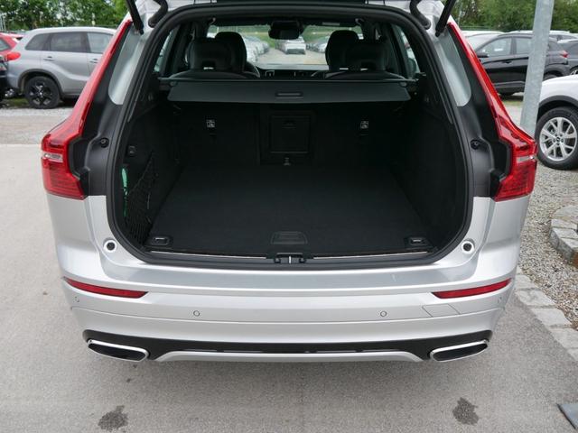 Volvo XC60 Recharge Plug-in Hybrid T6 AWD GEARTRONIC R DESIGN * STANDHEIZUNG PANORAMA LED NAVI 19 ZOLL 