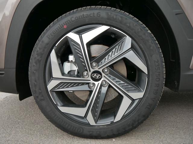 Hyundai Tucson 1.6 T-GDI 48V-Hybrid DCT HTRAC PRIME * PANORAMA LEDER ASSISTENZ-PAKET LED 19 ZOLL NAVI SHZG VORN & HINTEN 
