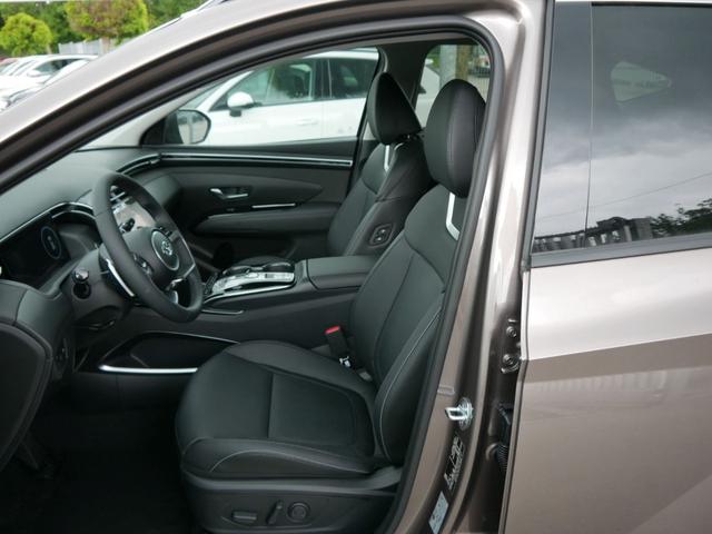 Hyundai Tucson 1.6 T-GDI 48V-Hybrid DCT HTRAC PRIME * PANORAMA LEDER ASSISTENZ-PAKET LED 19 ZOLL NAVI SHZG VORN & HINTEN 