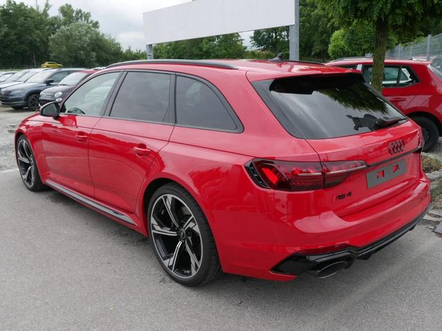 Audi RS4 Avant 2.9 TFSI QUATTRO * TIPTRONIC RS-DYNAMIKPAKET ASSISTENZPAKET TOUR-& STADT 20 ZOLL LEDER 450PS PANORAMA HEAD-UP-DISPLAY 