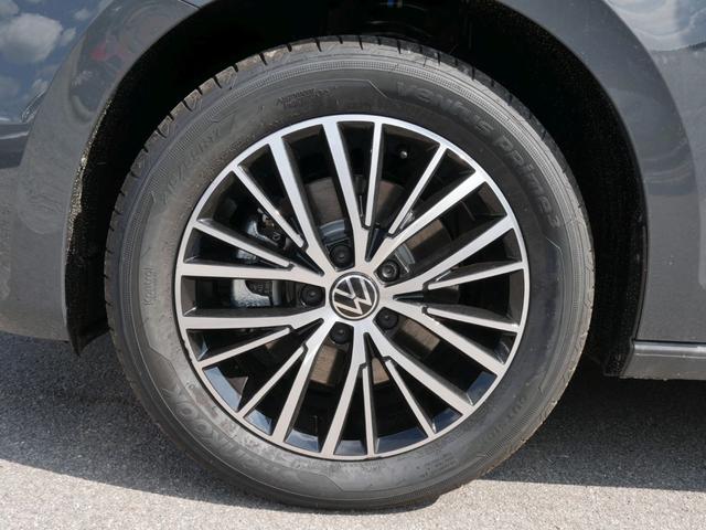 Volkswagen Touran 1.5 TSI ACT HIGHLINE * ACC WINTERPAKET LED NAVI PDC KAMERA SHZG 