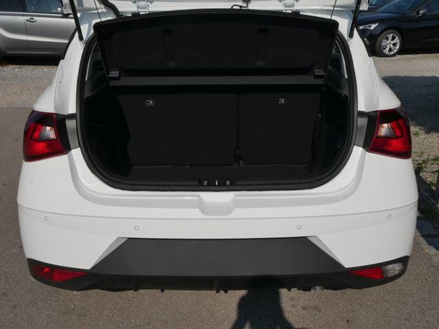 Hyundai i20 1.0 T-GDI DCT TREND * COMFORT WINTERPAKET KAMERA PDC SITZ-& LENKRADHEIZUNG 