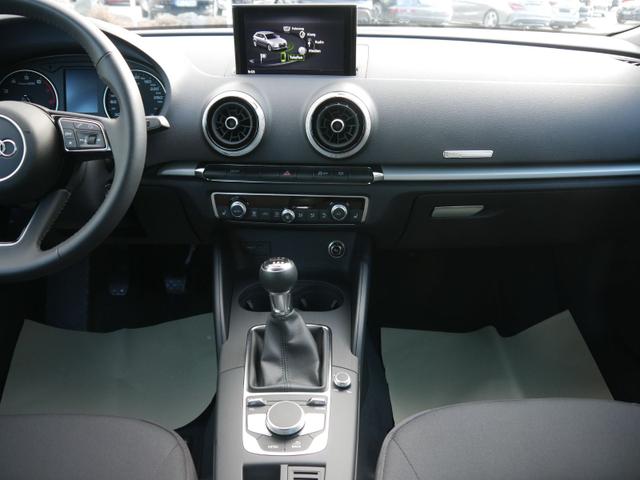 Audi A3 Sportback 35 TFSI CoD * NAVI CONNECTIVITY-PAKET XENON PDC SHZG TEMPOMAT KLIMAAUTOMATIK 