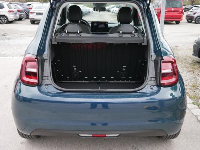 Fiat 500 Icon e Limousine 42 kWh * PARK PAKET NAVI RÜCKFAHRKAMERA KLIMAAUTOMATIK 
