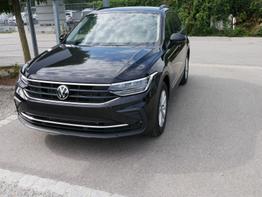 Volkswagen Tiguan      LIFE 1.5 TSI ACT DSG   WINTERPAKET ACC LED PARKTRONIC KLIMAAUTOMATIK  