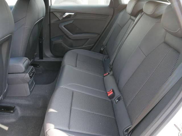 Audi A3 Sportback S-Line 35 TFSI * LED ACC NAVI PDC HI. RÜCKFAHRKAMERA KLIMA 