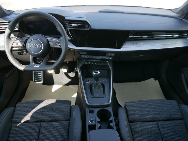Audi A3 Sportback S-Line 35 TFSI * LED ACC NAVI PDC HI. RÜCKFAHRKAMERA KLIMA 
