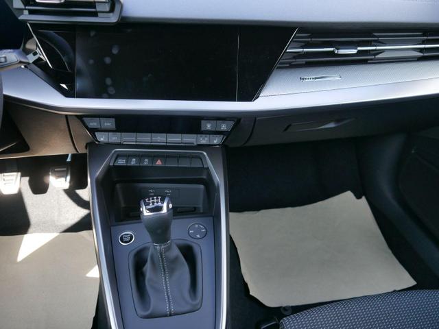 Audi A3 Sportback S-Line 35 TFSI * LED ACC NAVI PDC HI. RÜCKFAHRKAMERA KLIMA 