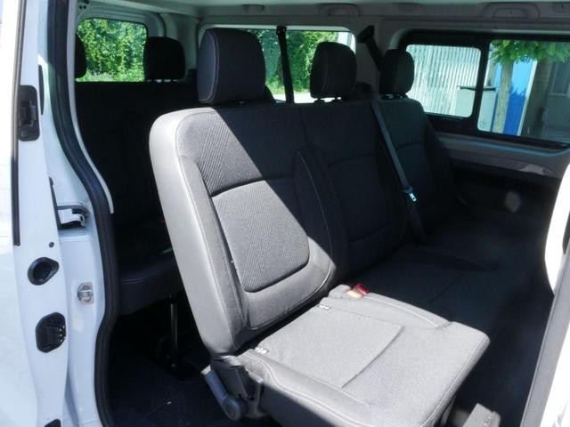 Renault Trafic 2.0 Blue dCi L2H1 9-SITZER*NAVI*SHZ*DAB*KLIMA*LED-SCHEINWERFER*TEMPOMAT* 