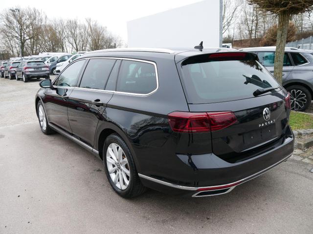 Volkswagen Passat Variant Elegance 2.0 TDI DPF DSG *AHK*ACC*WINTERPAKET*MATRIX-LED*ALCANTARA/LEDER* 