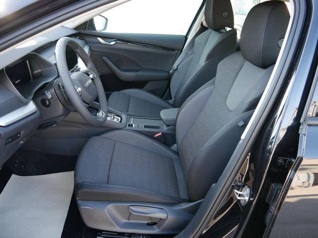 Skoda Octavia Combi Selection 2.0 TDI DSG *AHK*NAVI*ACC*LED*PDC*SHZ*DAB*LIGHT ASSIST* 