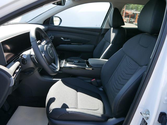 Hyundai TUCSON GO Plus 1.6 T-GDi HEV 4WD AT *PDC*RFK*NAVI*SHZ*LED*DAB*KLIMA*FRONT ASSIST* 