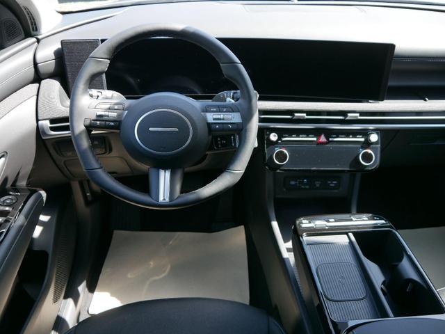 Hyundai TUCSON GO Plus 1.6 T-GDi HEV 4WD AT *PDC*RFK*NAVI*SHZ*LED*DAB*KLIMA*FRONT ASSIST* 