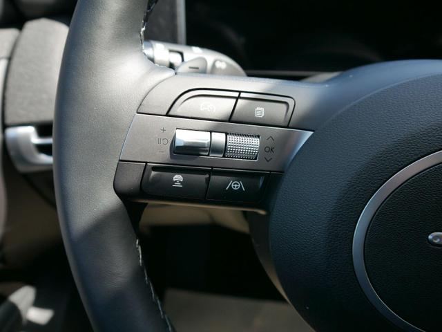 Hyundai TUCSON GO Plus 1.6 T-GDi HEV 4WD AT *PDC*RFK*NAVI*SHZ*LED*DAB*KLIMA*FRONT ASSIST* 