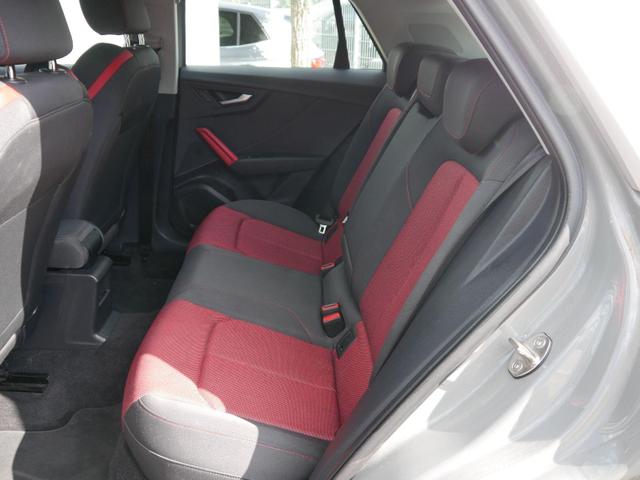 Audi Q2 35 TFSI Sport *S tronic*NAVI*PDC*LED*18-zoll 