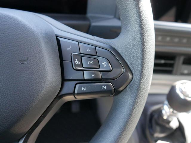 Volkswagen Transporter 6.1 Kastenwagen Furgón Batalla Corta 2.0 TDI Kurz *PDC HI.*LED*APP-CONNECT*KLIMA*TEMPOMAT*DAB* 