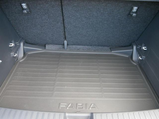 Skoda Fabia 130 Jahre 1,0 MPI *LED*PDC HI.*RFK*APP-CONNECT*SHZ*KESSY*KLIMA*DAB* 