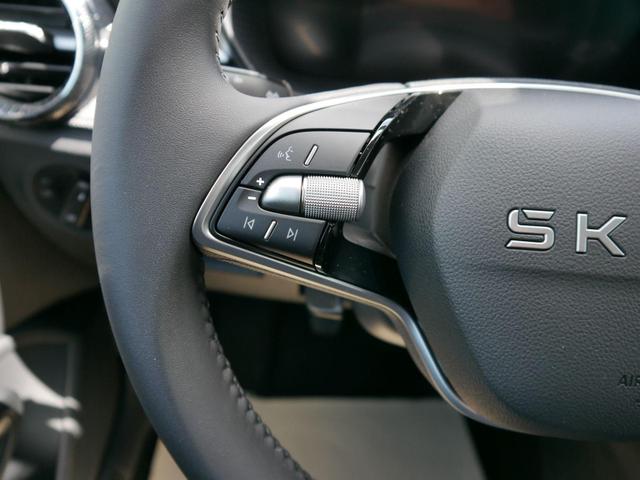 Skoda Fabia 130 Jahre 1,0 MPI *LED*PDC HI.*RFK*APP-CONNECT*SHZ*KESSY*KLIMA*DAB* 
