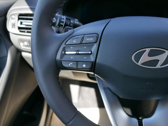 i30 GO 1.0 T-GDi DCT*NAVI*PDC*KAMERA*LED*ACC*SHZ*TEMPOMAT*KLIMAAUTOMATIK 