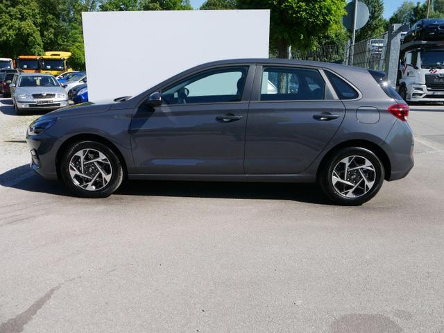 Hyundai i30 GO 1.0 T-GDi DCT*NAVI*PDC*KAMERA*LED*ACC*SHZ*TEMPOMAT*KLIMAAUTOMATIK 