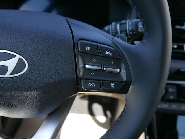 Hyundai i30 GO 1.0 T-GDi DCT*NAVI*PDC*KAMERA*LED*ACC*SHZ*TEMPOMAT*KLIMAAUTOMATIK 