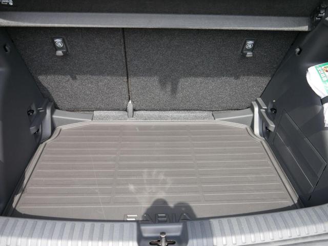 Skoda Fabia 130 Jahre Selection Plus 1,0 TSI *LED*PDC*SHZ*KAMERA*DIG-COCKPIT 