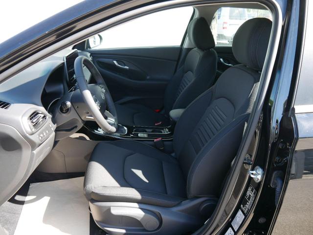 Hyundai i30 Kombi i30cw GO 1.0 T-GDi*NAVI*PDC*KAMERA*LED*ACC*SHZ*TEMPOMAT*KLIMAAUTOMATIK 