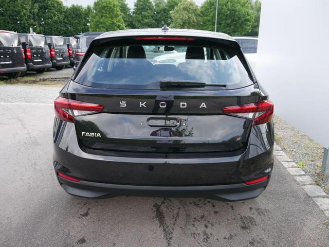 Skoda Fabia - 130 Jahre 1,0 MPI*LED*PDC HI.*RFK*APP-CONNECT*SHZ*KESSY*KLIMA*DAB*