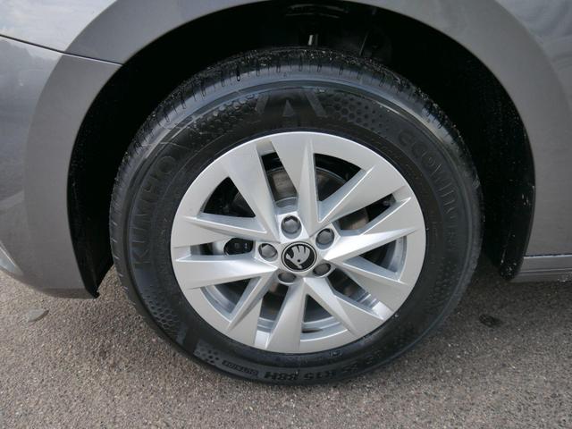 Skoda Fabia 130 Jahre 1,0 MPI*LED*PDC HI.*RFK*APP-CONNECT*SHZ*KESSY*KLIMA*DAB* 