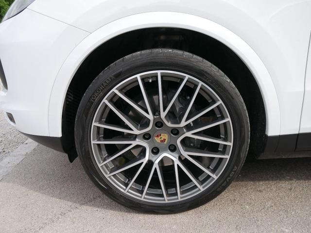 Porsche Cayenne Coupé *LED*SZH*KAMERA*AHK*DAB*NAVI*PANO*HEAD-UP*22 ZOLL* 