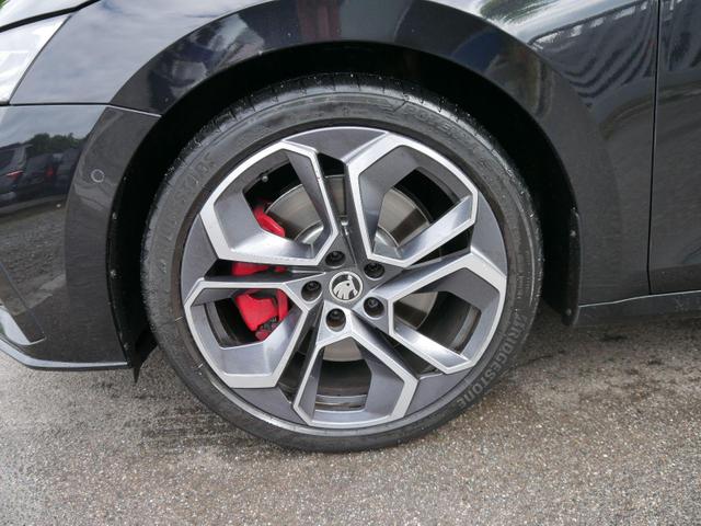 Skoda Octavia Combi RS 2.0 TSI DSG *AHK*NAVI*APP-CONNECT*MATRIX-LED*19 ZOLL*WP* 