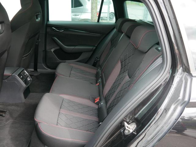 Skoda Octavia Combi RS 2.0 TSI DSG *AHK*NAVI*APP-CONNECT*MATRIX-LED*19 ZOLL*WP* 