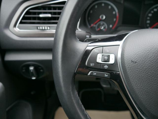Volkswagen T-Roc STYLE 1.5 TSI ACT DSG STYLE*ACC*WINTERPAKET*NAVI*LED*PARKTRONIC*SHZ* 17 ZOLL 