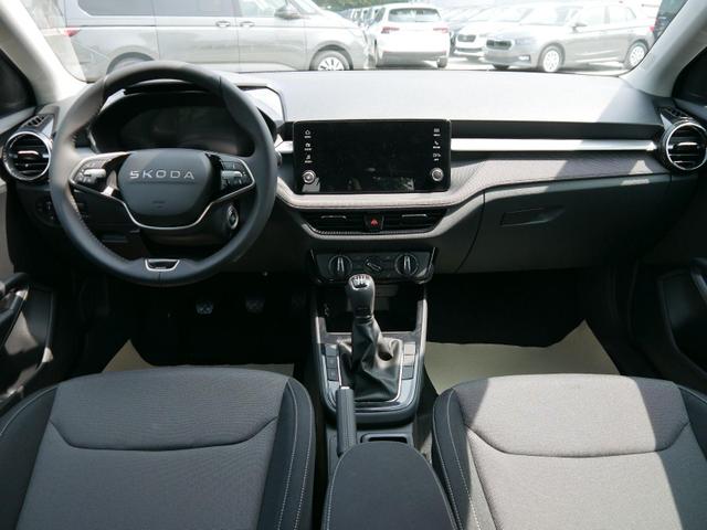 Skoda Fabia 130 Jahre 1,0 MPI*LED*PDC HI.*RFK*APP-CONNECT*SHZ*KESSY*KLIMA*DAB* 