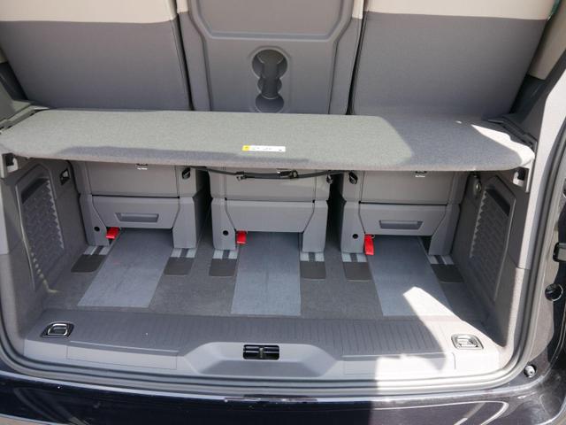 Volkswagen T7 Multivan Life 2.0 TDI *PDC*LED*SHZ* AHK-SCHWENKBAR*SMARTLINK *17 ZOLL 