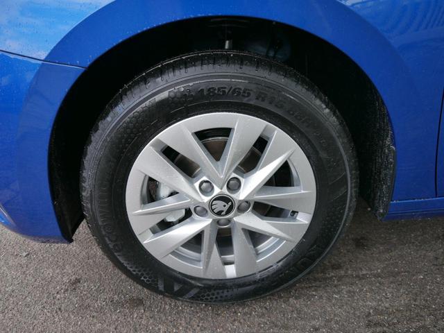 Skoda Fabia 130 Jahre 1,0 MPI*LED*PDC HI.*RFK*APP-CONNECT*SHZ*KESSY*KLIMA*DAB* 