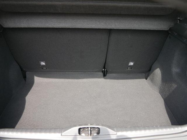 Citroen C3 PureTech*NAVI*LED*KLIMA*RADIO*BLUETOOTH*TEMPOMAT 