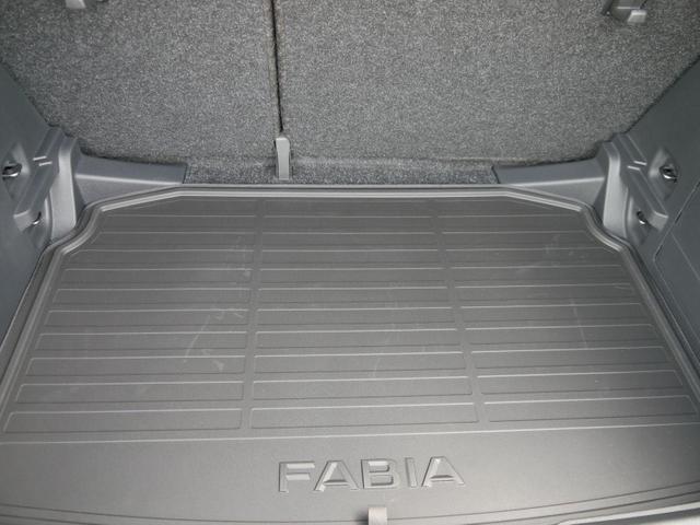 Skoda Fabia 130 Jahre 1,0 MPI*LED*PDC HI.*RFK*APP-CONNECT*SHZ*KESSY*KLIMA*DAB* 